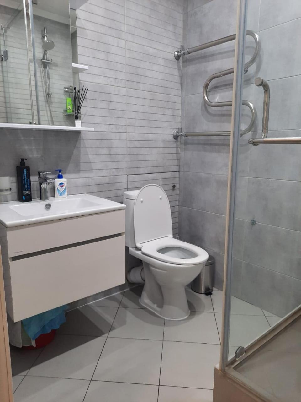Loftik Apartments Shevchenko Street Алматы Экстерьер фото